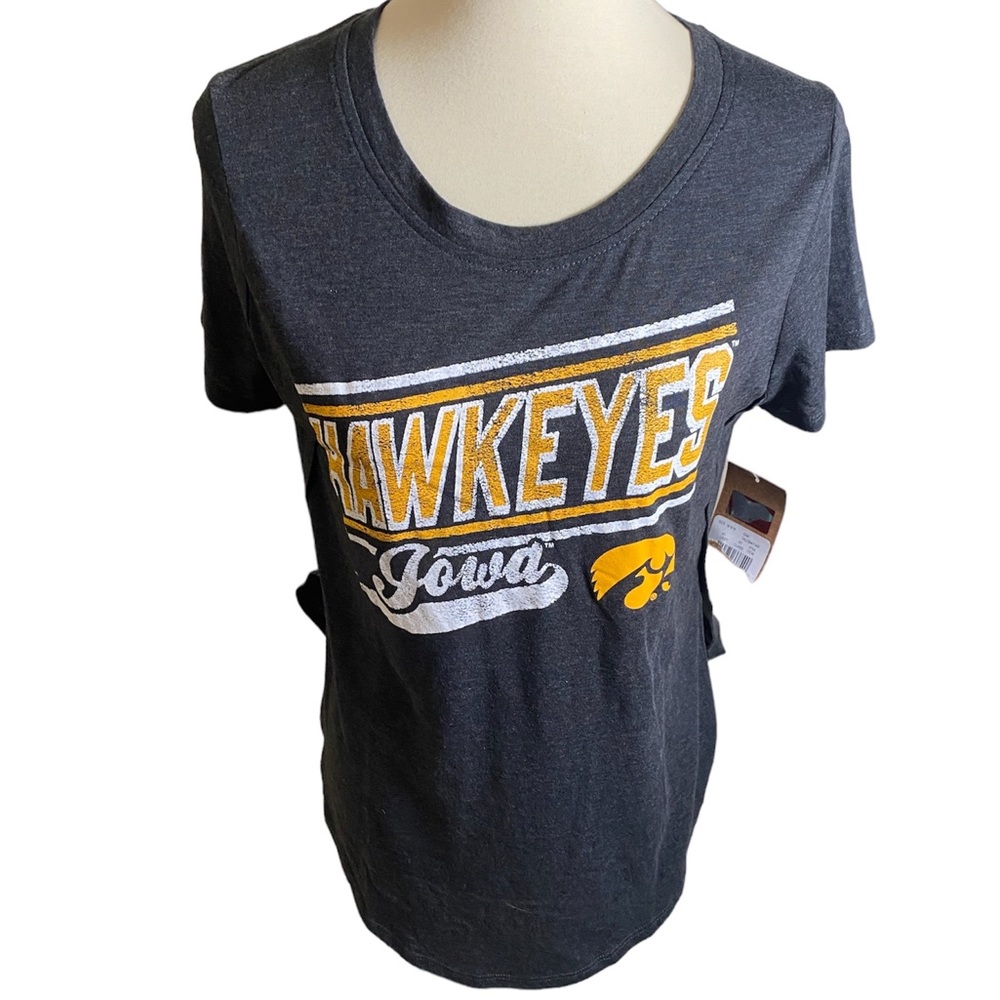 NWT Rivalry Threads Hawkeye Shirt